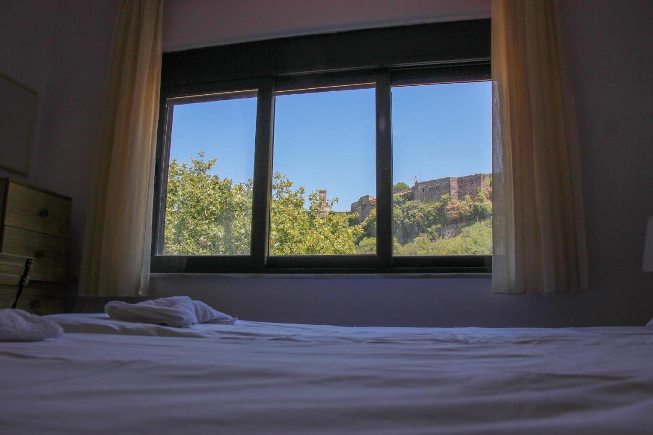 Ballo Apartments Gjirokaster Luaran gambar