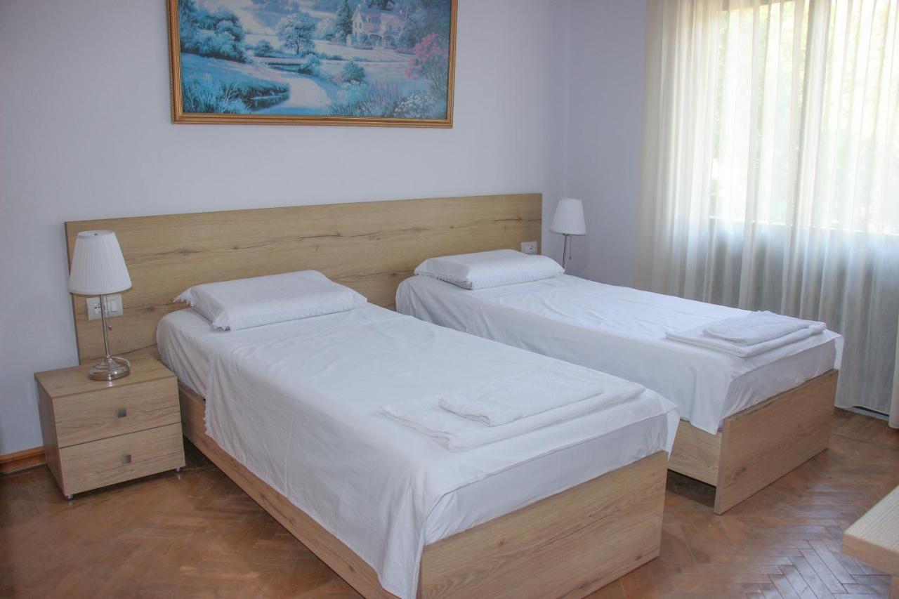 Ballo Apartments Gjirokaster Luaran gambar